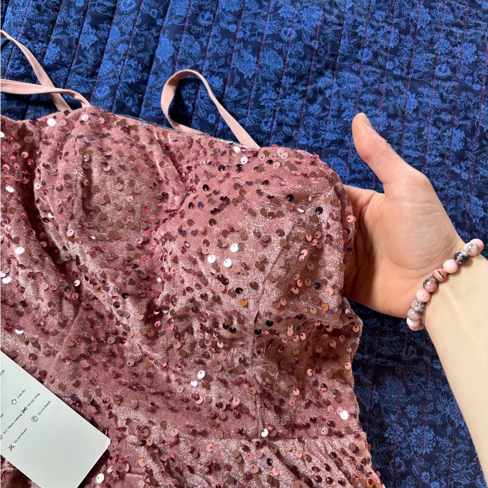 Rose pink Sequin Dress - Picture 6 of 9